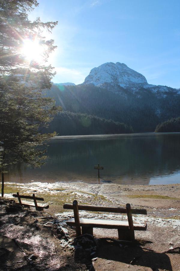 Sun Village Apartments Zabljak Екстериор снимка